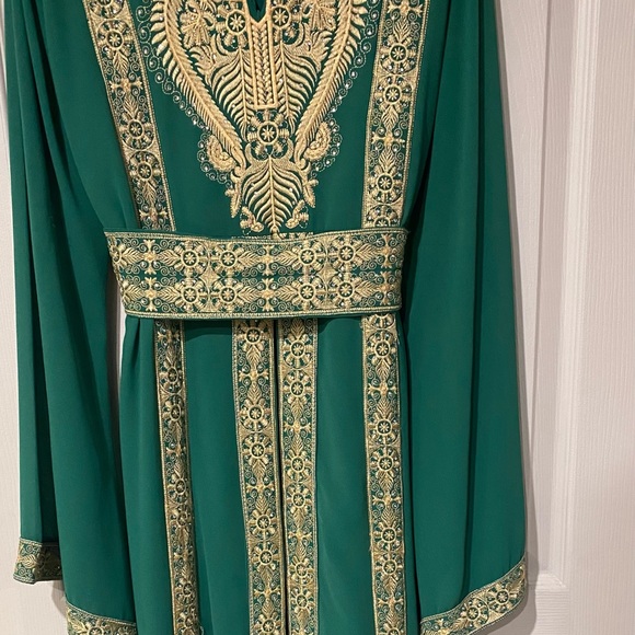 Prom dresses like new - Picture 3 of 4